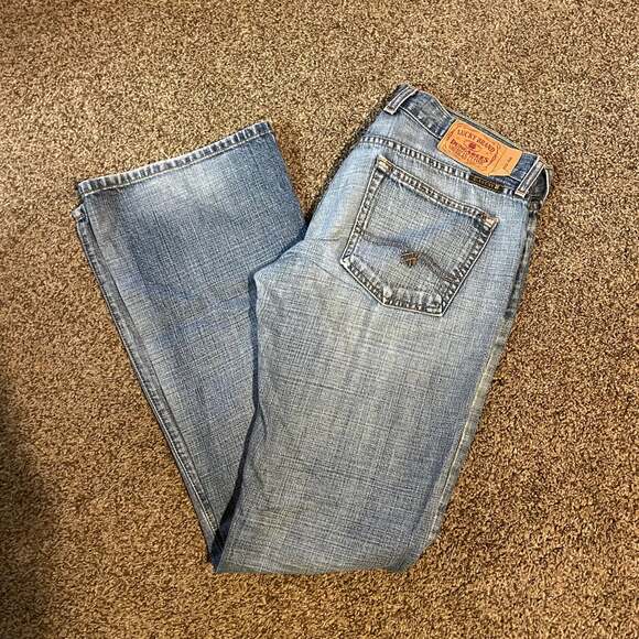 Lucky Brand Dungarees Blue Denim Sweet' N Low Women's Jeans - 4/27 Made in USA - Picture 1 of 4